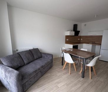 Location Appartement 2 pièces Meublé 40m² LE RELECQ KERHUON 29480 - Photo 5