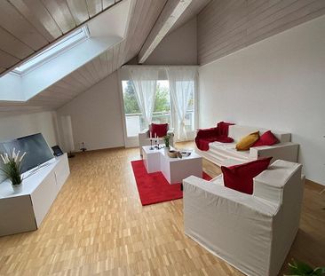 4.5-ZW à 106 m² im Dachgeschoss - Photo 1