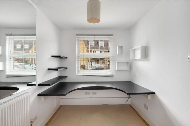 4 bedroom terraced house to rent - Photo 1