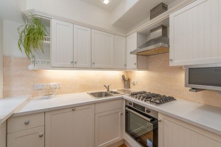 1 bedroom semi-detached house to rent - Photo 3