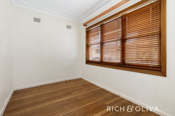 4 Percival Road, Stanmore NSW 2048 - House For Rent | Domain - Photo 1