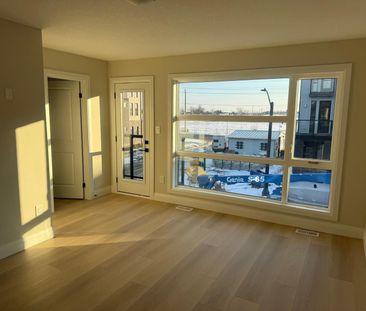 For Lease - 72 Keystone Trail Unit# 56, Welland, Ontario - Photo 4