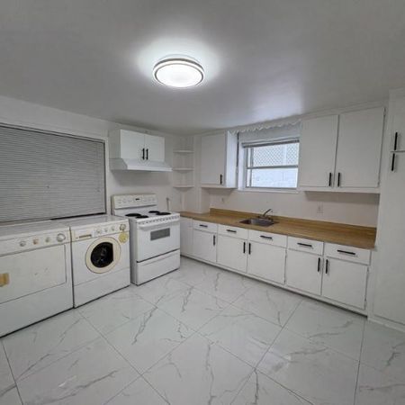 3 1/2 - Montréal (Saint-Michel) - 1 295 $/mois - Photo 3