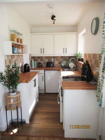 3 bedroom property to rent - Photo 2