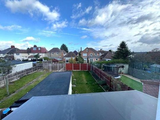 Tennyson Road, Rothwell, Northamptonshire, NN14 - Photo 1