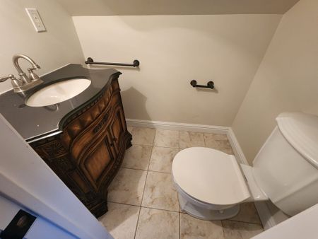 For Lease - 69 Twenty Fifth Street Unit# Upper Floor, Toronto, Ontario - Photo 4