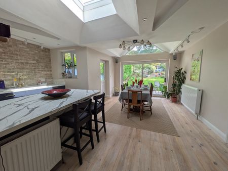 3 Bed Semi-Detached House, Elstree Road, BS5 - Photo 5