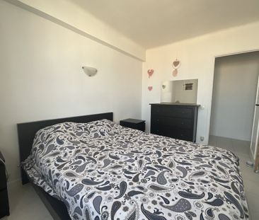 Location Appartement 4 pièces 89m² SETE 34200 - Photo 3