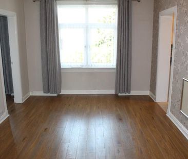 3 bedroom flat to rent - Photo 1