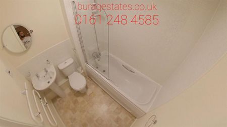 2 bedroom flat to rent - Photo 2