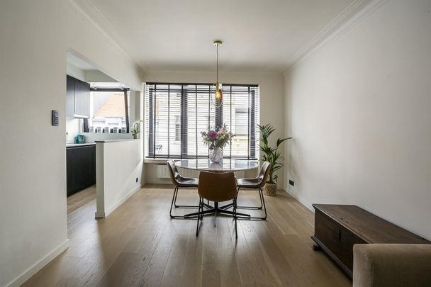 Gemeubeld appartement aan Groen Kwartier, Berchem met terras - Photo 1