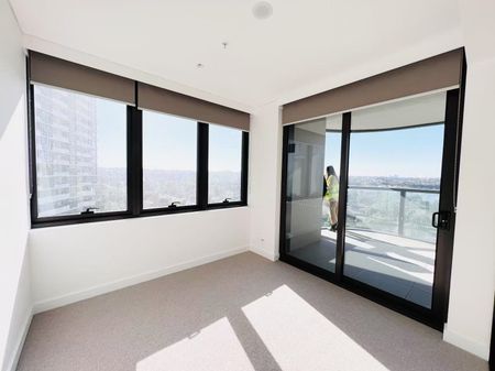 Modern 3-Bedroom Apartment in Rhodes - Photo 4