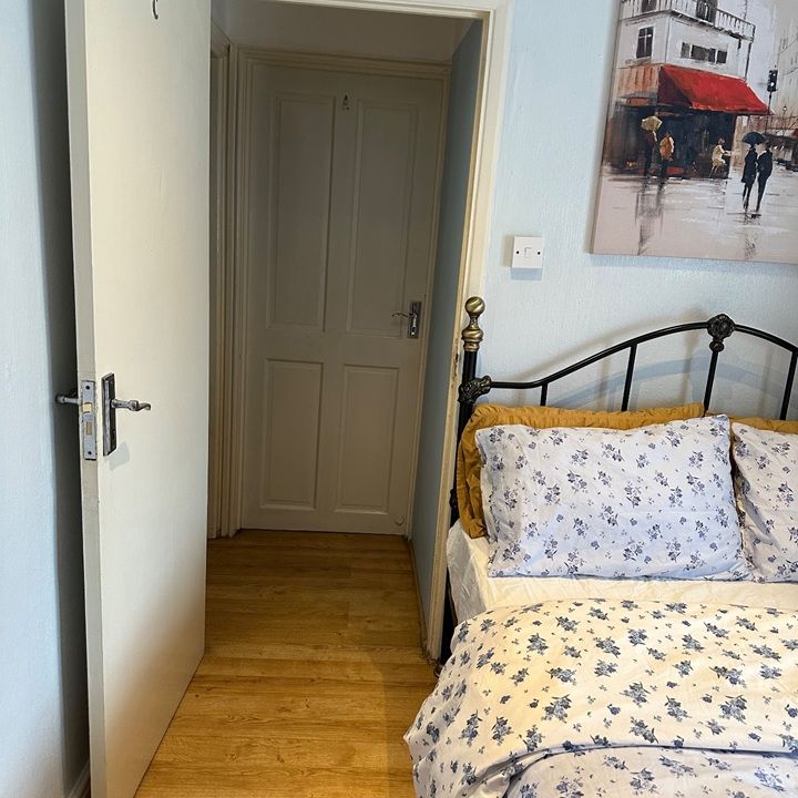 Room in a Shared House, Hendon Way, NW2 - Photo 1