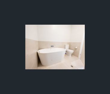 24D Parnt Avenue, Prospect, SA 5082 - Photo 2