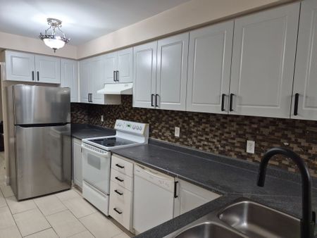 For Lease - 383 Jay Crescent Unit# Upper, Orangeville, Ontario - Photo 2