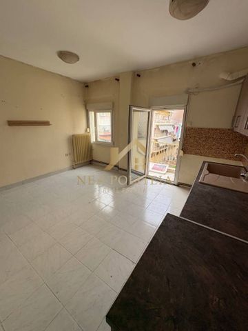 Studio/Γκαρσονιέρα για ενοικίαση - Αμπελόκηποι, - Φωτογραφία 2