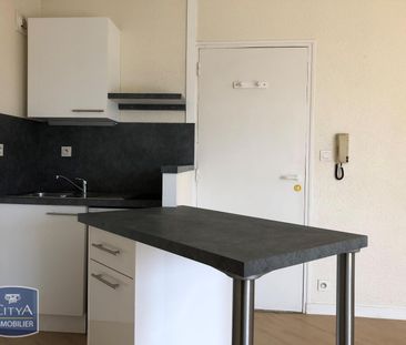 Location Appartement 2 pièces 38m² LAVAL 53000 - Photo 2