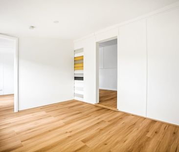 Freshly renovated one bedroom - Photo 3