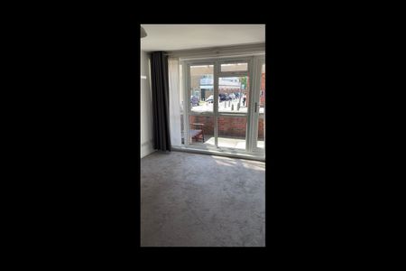 2 Bed Flat, Schofield Walk, SE3 - Photo 3