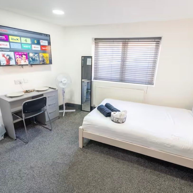 Studio Flat, Birmingham, B29 - Photo 1