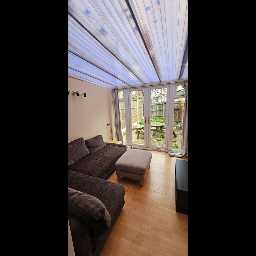 4 Bed Terraced House, Mandela Street, SW9 - Photo 1