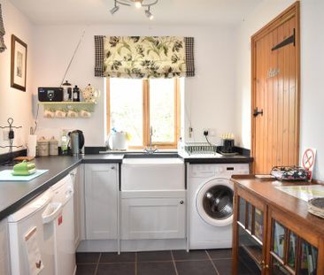 2 bedroom barn conversion to rent - Photo 4