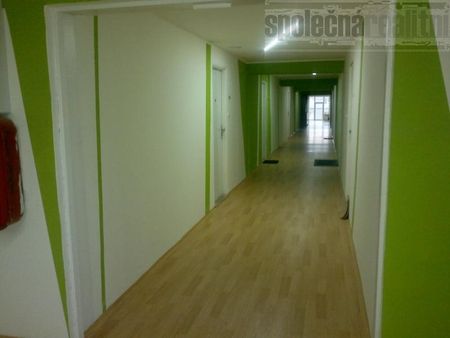 Pronájem bytu 1+kk 40 m2 - Fotografie 3