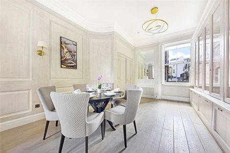 Immaculate and beautifully presented ground and lower ground floor duplex that has been refurbished to an exceptional standard combining the contemporary with the period features. Minimum Tenancy Length: 12 months EPC Rating C | Council Tax Band G - Photo 4