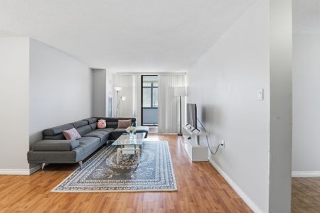 For Lease - 18 Knightsbridge Road Unit# 304, Brampton, Ontario - Photo 2