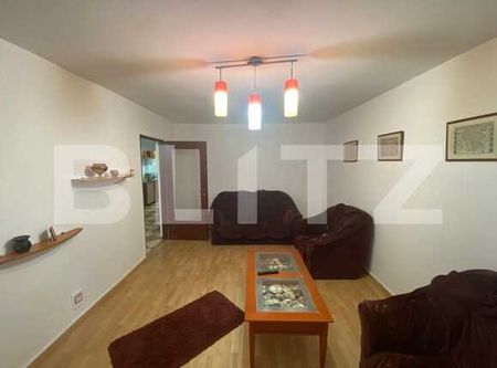 Apartament 3 camere, 75mp, decomandat, zona Kaufland - Fotografie 3