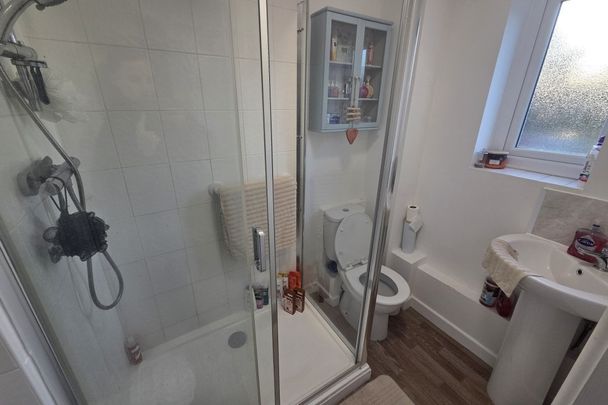 Landon Court - Photo 1