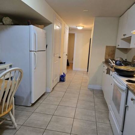 2 Bedroom Basement Suite, Near Surrey Central - Photo 1