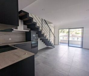 Location Appartement 3 pièces 77 m2 à Ajaccio - Photo 1