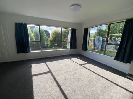64 Churton Drive, Churton Park - Photo 5