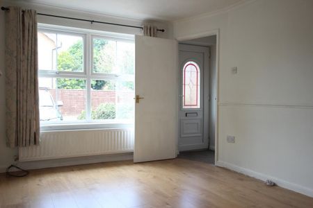 2 bedroom terraced house to rent - Photo 3