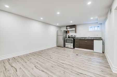 For Lease - 99 Cherrywood Drive Unit# BSMT, Newmarket, Ontario - Photo 5