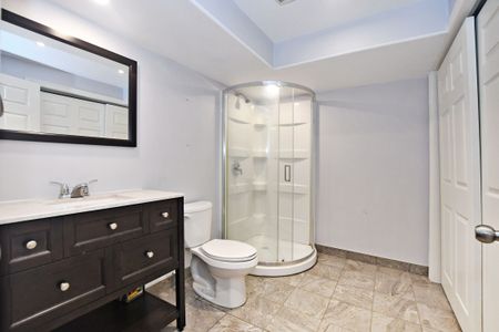 For Lease - 340 Silken Laumann Drive, Newmarket, Ontario - Photo 3