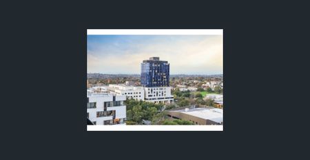 Modern Luxury Living with Spectacular Views I Furnished Nearly New 2B 2B 1 Carpark - Photo 2