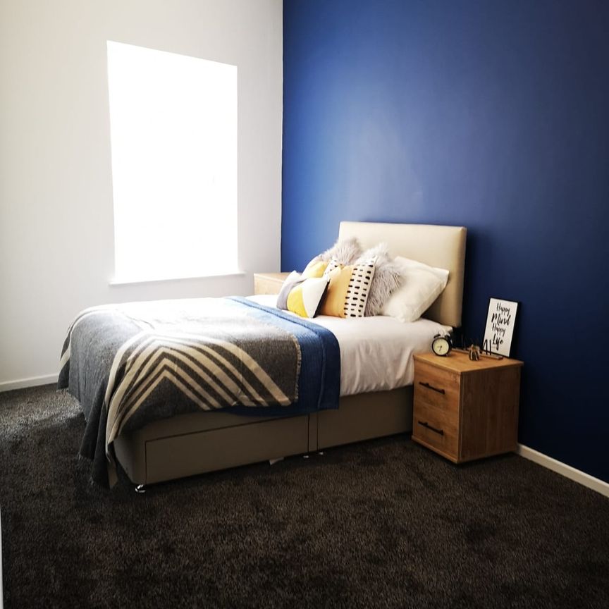 ✨Charming Rooms in Bury- 2 weeks FREE✨ - Photo 1