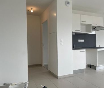 Location Appartement 2 pièces 38m² ROQUES 31120 - Photo 2