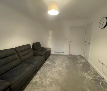 2 bedroom semi-detached house to rent - Photo 2