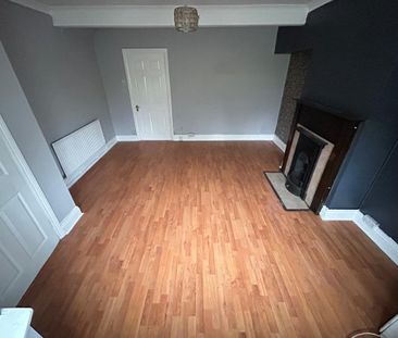 2 bedroom semi-detached house to rent - Photo 2