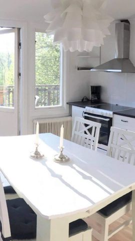 Gamla riksvägen, Kållered - Photo 2