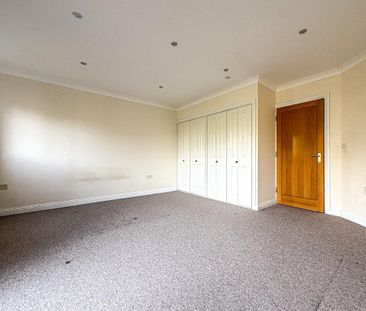 3 bedroom penthouse to rent - Photo 4