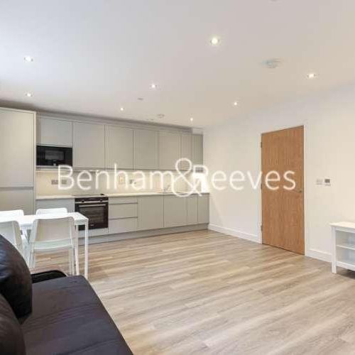 Lismore Boulevard, Colindale, NW9 - Photo 1