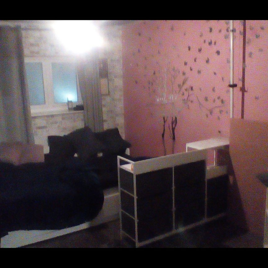 Room in a Shared Flat, Addiscombe Grove, CR0 - Photo 1