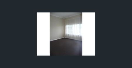 Beautiful Three Bedroom Home in Chatham - Photo 2