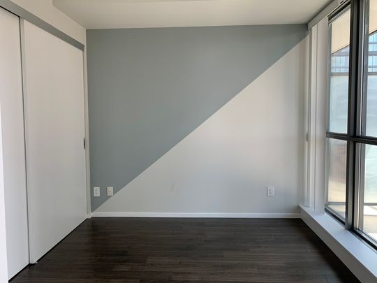 For Lease - 8 Charlotte Street Unit# 1208, Toronto, Ontario - Photo 1