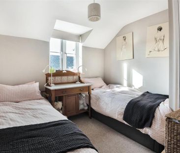 2 bedroom semi-detached house to rent - Photo 1