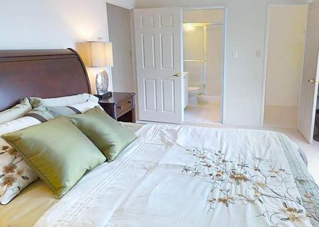 Fallowfield Towers III - Photo 3